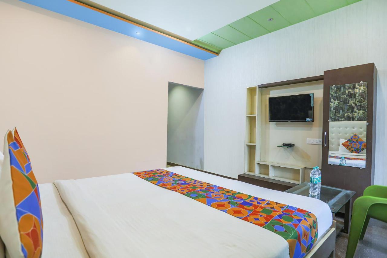 Fabhotel Kriti Green Varanasi Exterior foto