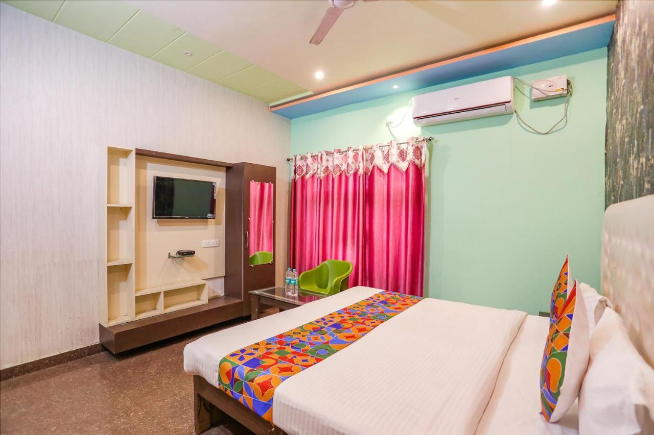 Fabhotel Kriti Green Varanasi Exterior foto
